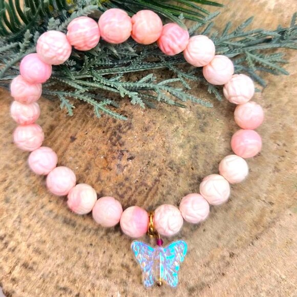 Nature Queen Pink Conch Lotus Carving Bead Butterfly Charm Bracelet - Picture 5 of 10